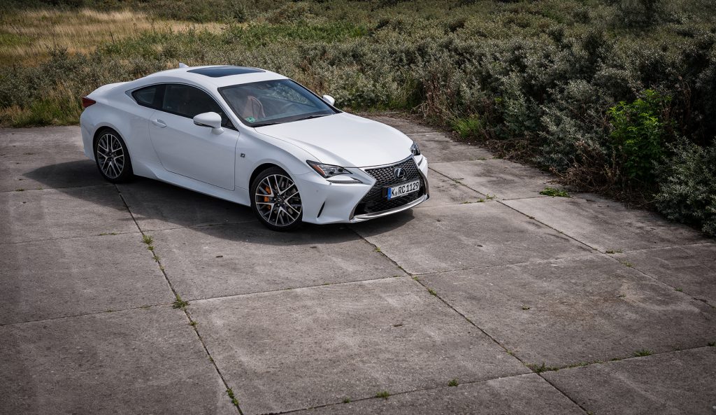 Lexus RC200t-30